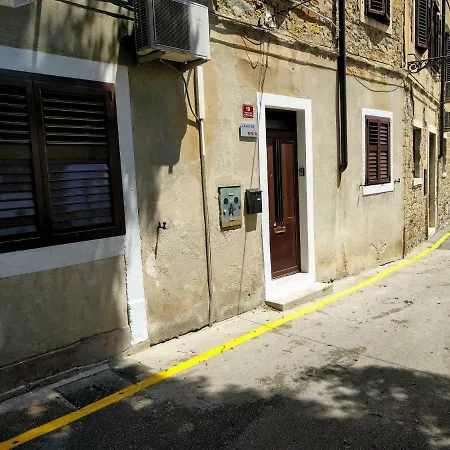 Nona Marta Apartment